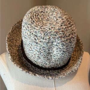 Jaclyn Smith Tweed Bucket Hat OSFM Neutral Speckled Soft Knit Winter/spring